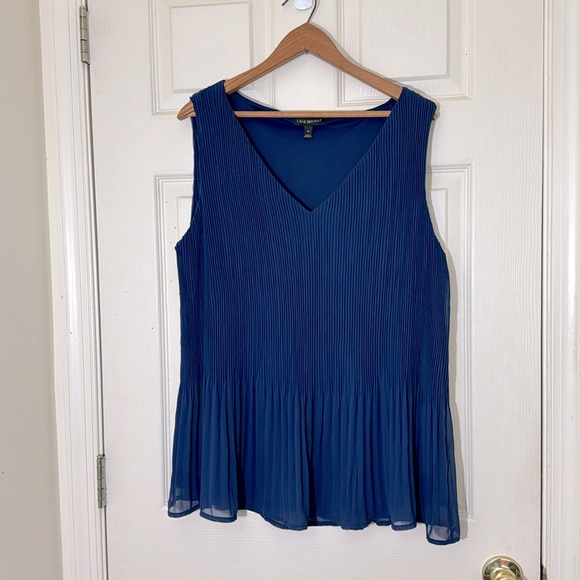 Land Bryant Navy Blue Peplum Pleated Top Size 18 - Picture 1 of 6
